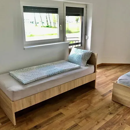 Matyas Vendeghaz 3 Rooms Apartment Kópháza Exterior foto